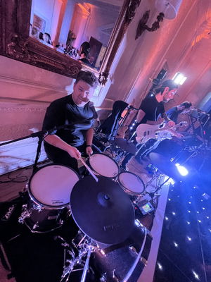 Event Happy Hour Function Band Kent