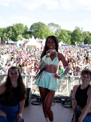 Event Motown Queen Solo Singer With Tracks Gloucestershire