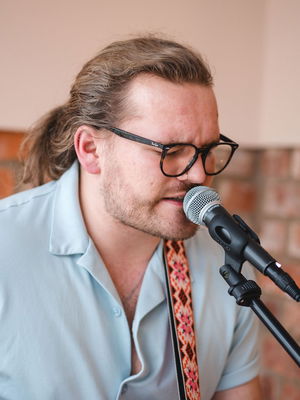 Event Marc Osborne Singer Guitarist East Yorkshire