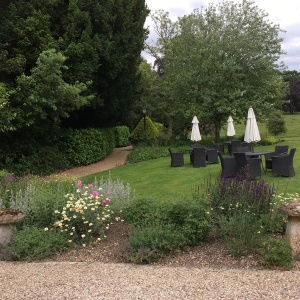 What a truly beautiful wedding. Such a privilege and pleasure to be a part of their day! A truly stunning venue with plenty of cover in a hot day. We absolutely loved playing for this wedding. Prosecco Quartet String Quartet Review Wedding Gloucestershire
