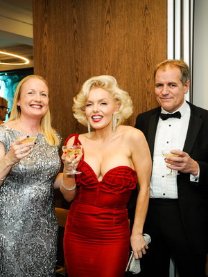 Event Comedy Paparazzi Street Performer East Sussex