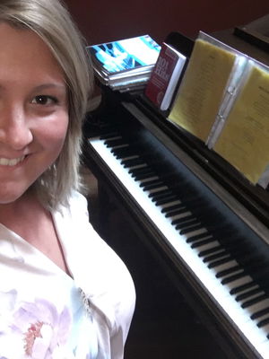 Event White Notes Pianist Leeds, West Yorkshire