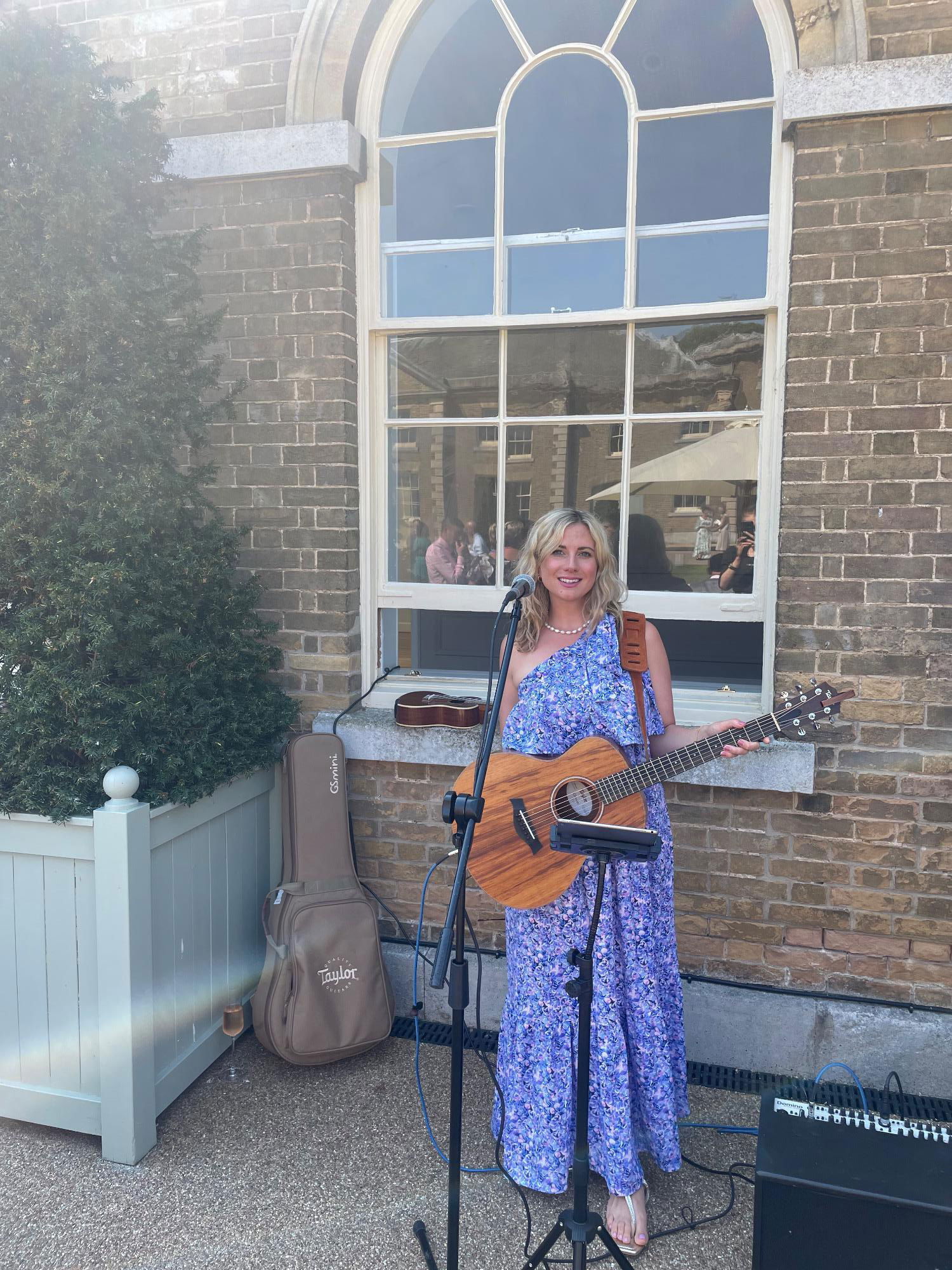 Florence Smith Singer Guitarist Review Wedding Norfolk