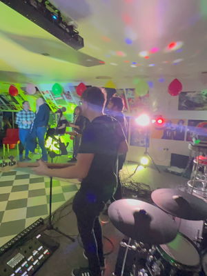 Event Happy Hour Function Band Kent