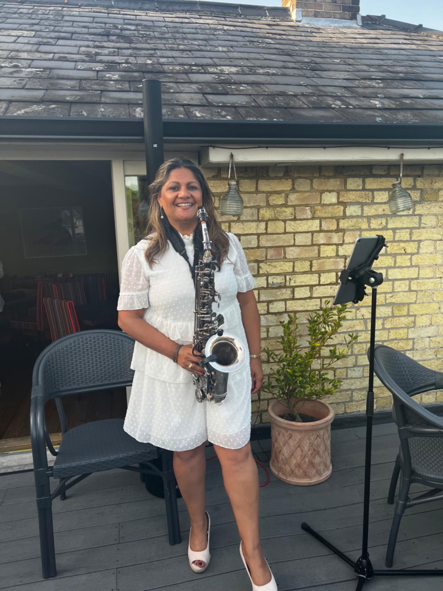Mads on Sax Saxophonist Review Corporate Event Cambridgeshire
