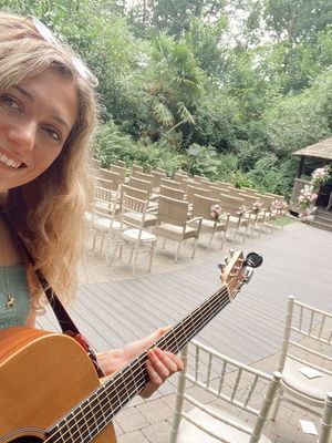 Event Kelly Barnes Singer Guitarist Northamptonshire