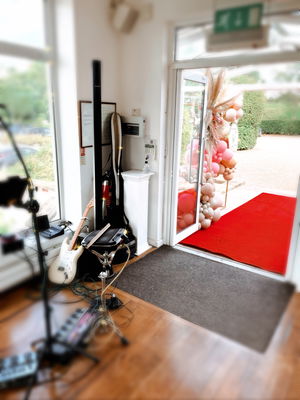 Event Dylan Dale Singer Guitarist Greater Manchester