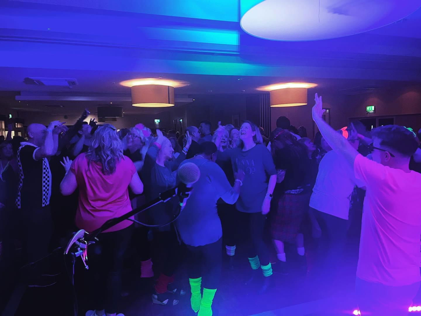 Ultimate 80s Tribute Act Review Venue / Pub / Club Event Worcestershire