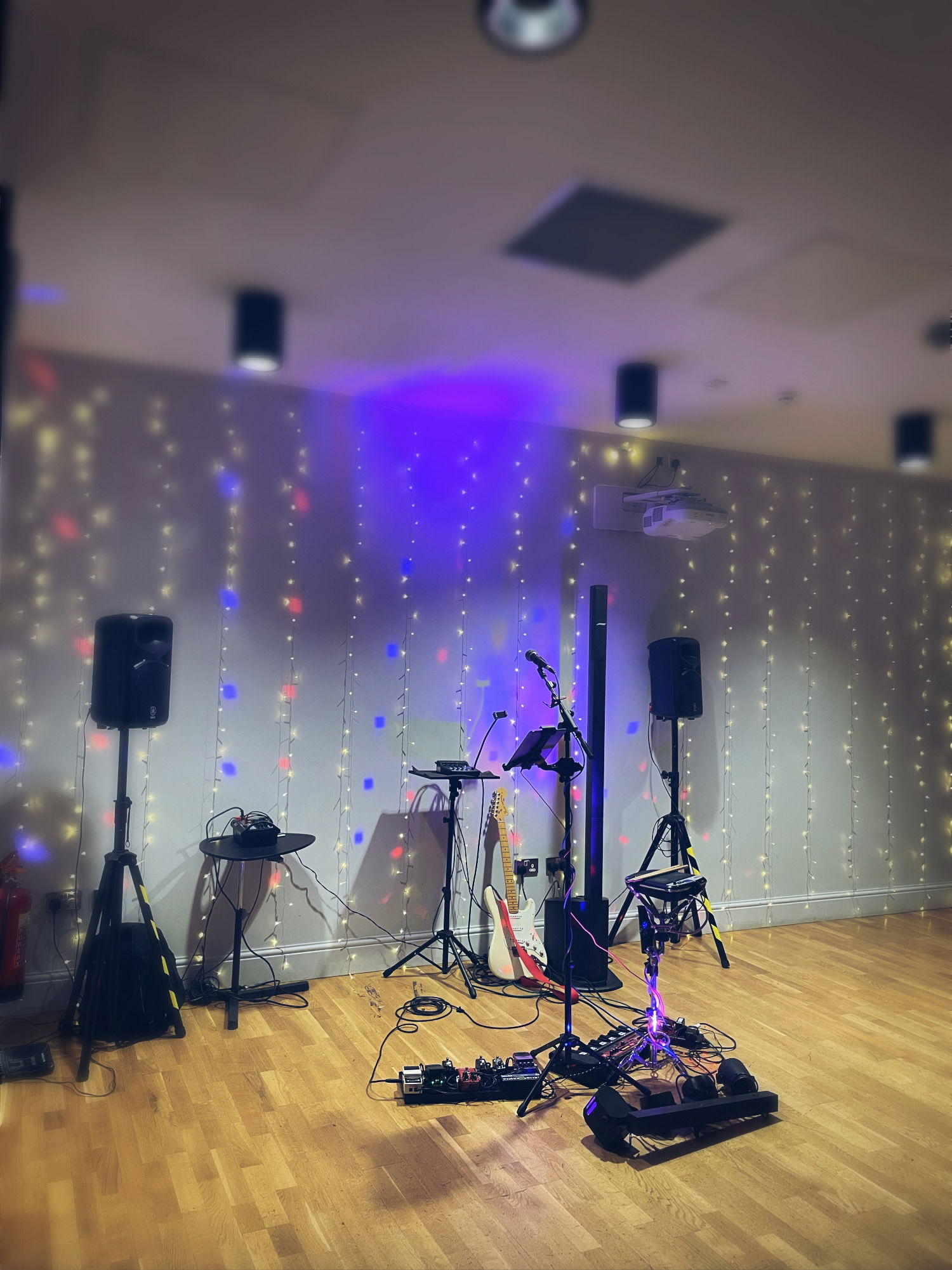 Dylan Dale Singer Guitarist Review Wedding Merseyside