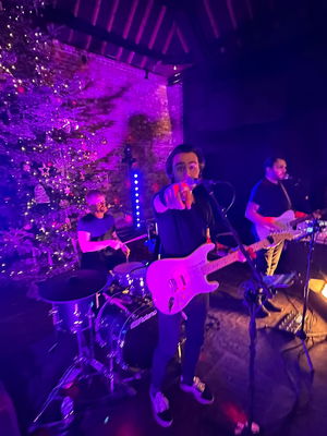 Event Happy Hour Function Band Kent