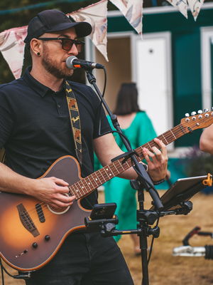 Event The Hot Shots Function Band Essex