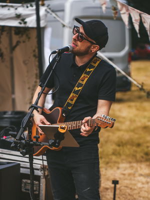 Event The Hot Shots Function Band Essex