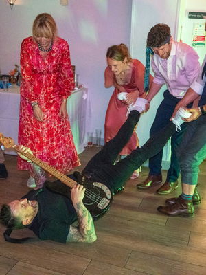 Event Happy Hour Rock and Pop Party Band Kent