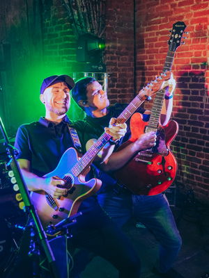 Event The Hot Shots Function Band Essex