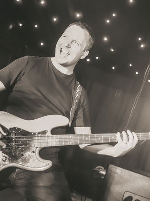 Event The Hot Shots Function Band Essex