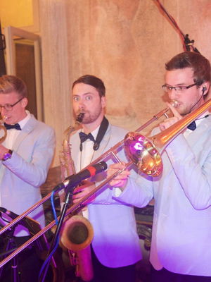 Event All Lit Up Function Band Maidstone, Kent