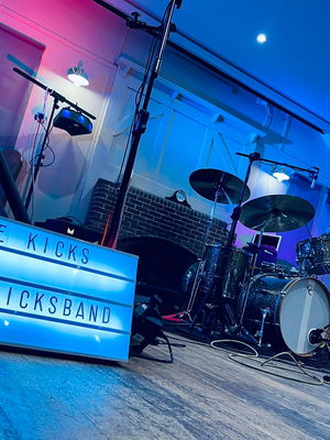 Event The Kicks Function Band Surrey