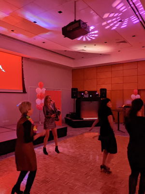 Event Lizzie B Sax Saxophonist Bracknell (Berkshire)