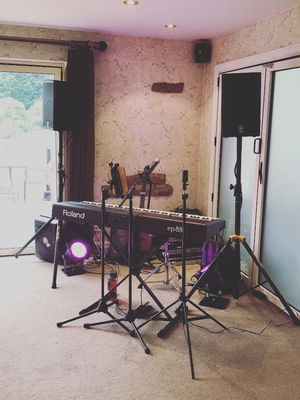 Event Francesca Adams Solo Singer Huddersfield, West Yorkshire