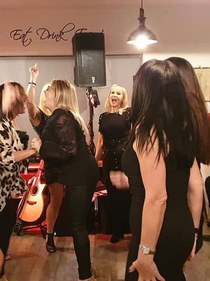 Event Dean Lands Solo Singer/Guitarist Stoke On Trent, Staffordshire