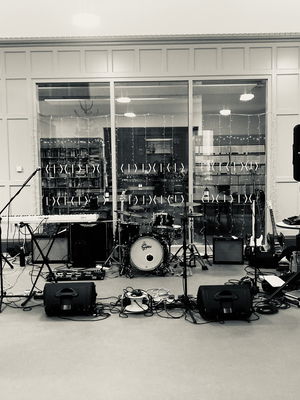 Event Chasing Tapes Function Band Cardiff