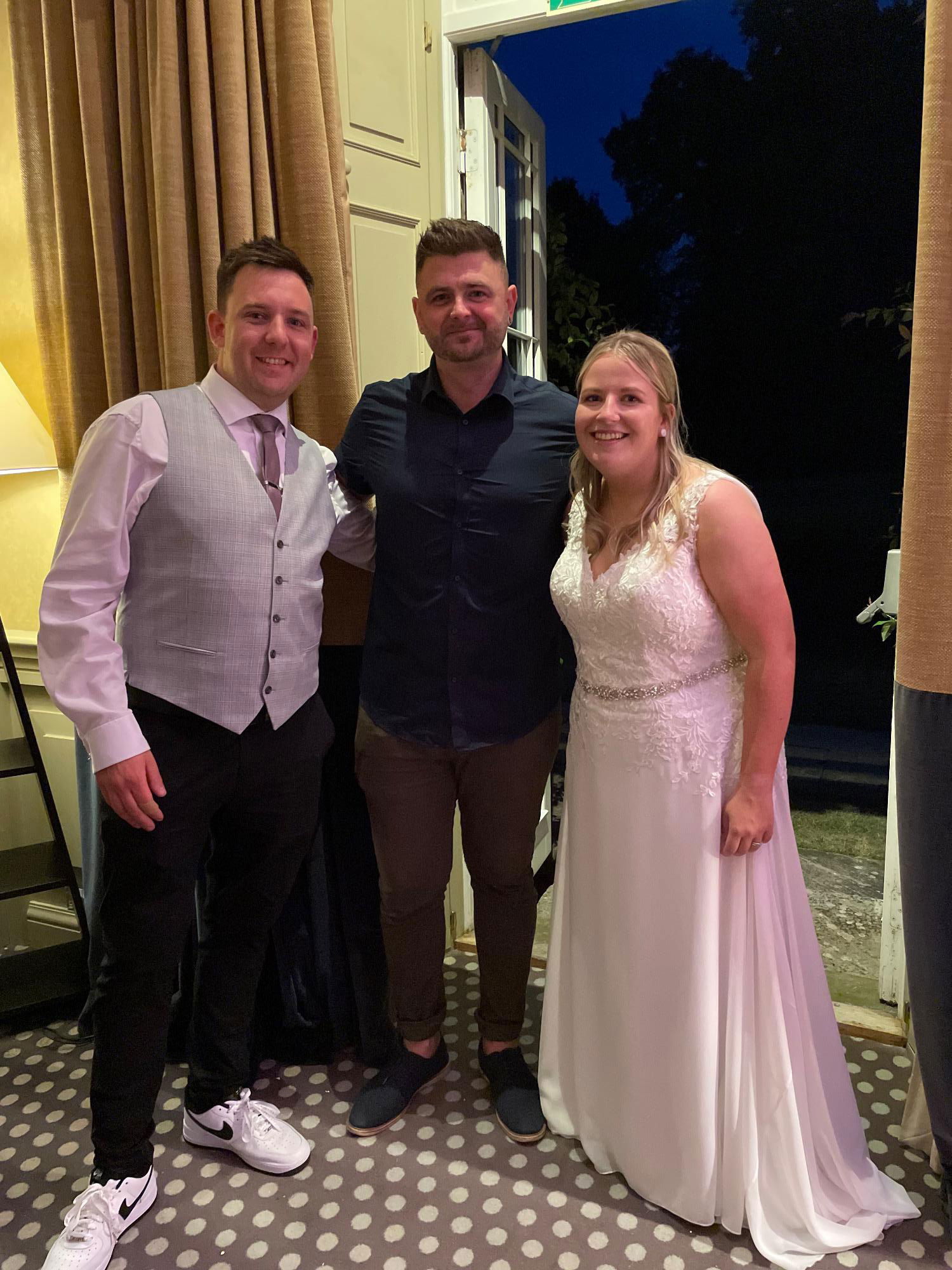 Dylan Dale Singer Guitarist Review Wedding North Yorkshire