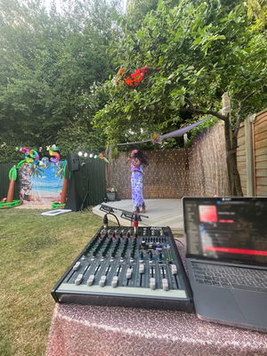 Event Motown Queen Solo Singer With Tracks Gloucestershire