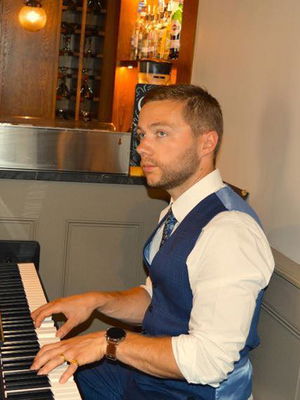 Event Finn McCool Pianist North Yorkshire