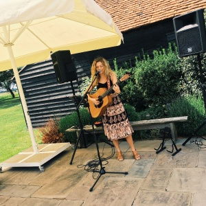 Scott G booked Kelly Barnes for  their wedding in Essex Kelly Barnes Singer Guitarist Review Wedding Essex