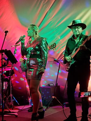 Event Twisted Pop Function Band Northamptonshire