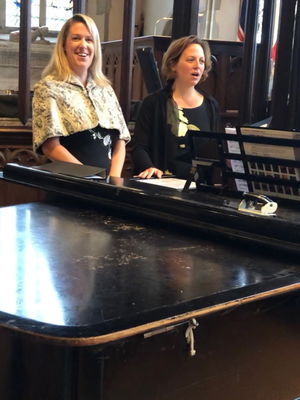 Event Totally Spontaneous Singing Waiter Hertfordshire