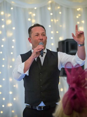 Event James Sings Versatile Solo Singer / Rat Pack to Modern Pop Nelson, Lancashire