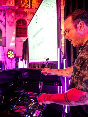 Event Sonic Paradise Pop and Dance Party Duo Oxfordshire