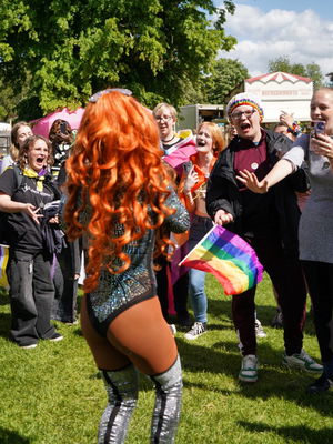 Event Motown Queen Solo Singer With Tracks Gloucestershire