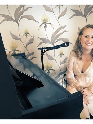 Event Samantha Marie Solo Singer/Pianist Cornwall