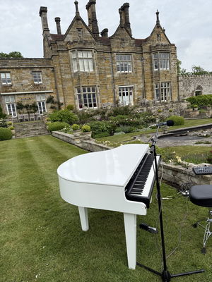 Event Showtime Piano Show Duelling Pianos Duo London