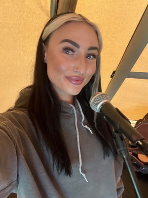 Event Bethany Amelia Singer Guitarist Essex