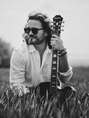 Event Marc Osborne Singer Guitarist East Yorkshire