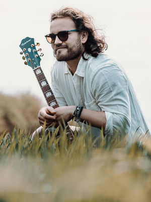 Event Marc Osborne Singer Guitarist East Yorkshire