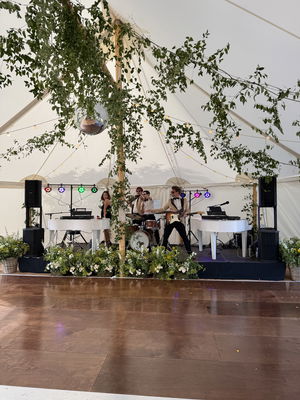 Event Showtime Piano Show Duelling Pianos Duo London