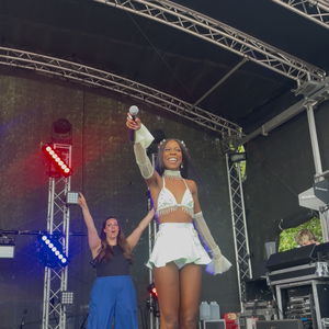 Motown Queen Solo Singer With Tracks Festival / Outdoor Event Cambridgeshire