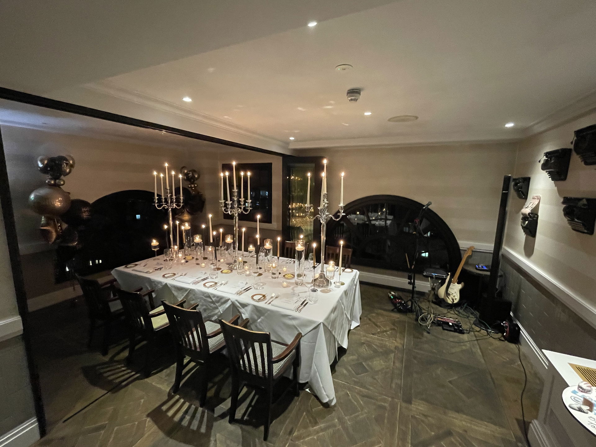 Dylan Dale Singer Guitarist Review Hotel / Restaurant Event Manchester