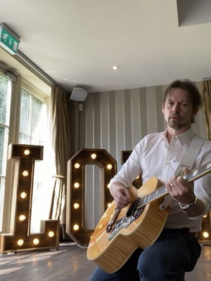 Event Mark Stevens Solo Singer/ Guitarist Nottinghamshire