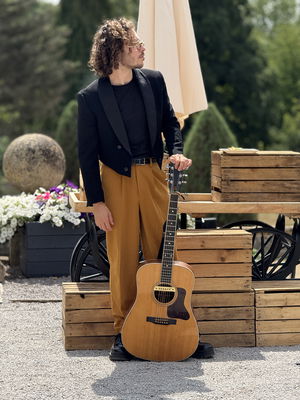 Event Valentine Singer Guitarist London