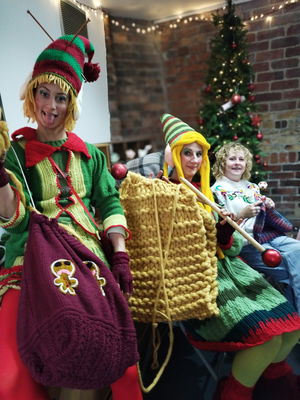 Event Wooden Figurine Living Statue London