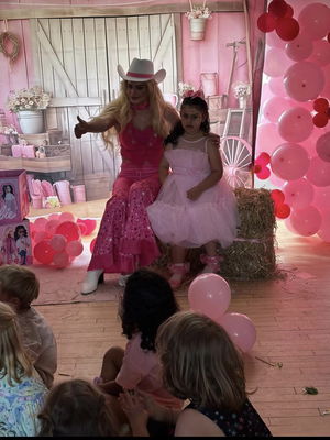 Event Margot Robbie Barbie and Harley Quinn Lookalike Margot Robbie / Barbie / Harley Quinn Lookalike Norfolk