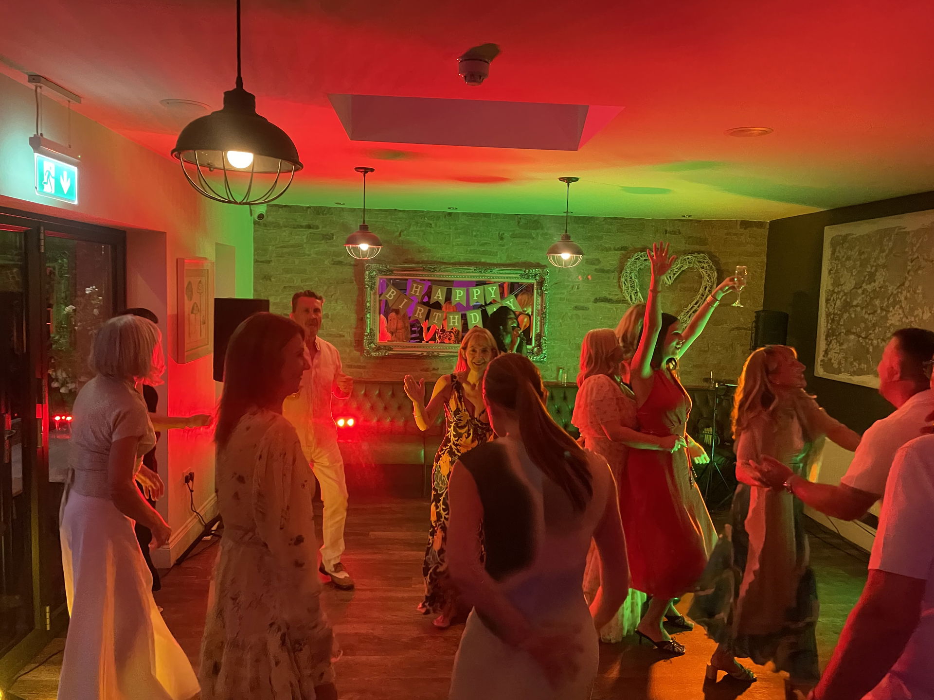 Motown Queen Solo Singer With Tracks Review Private Party Northamptonshire