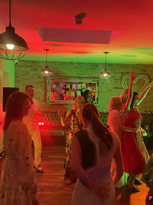 Event Motown Queen Solo Singer With Tracks Gloucestershire