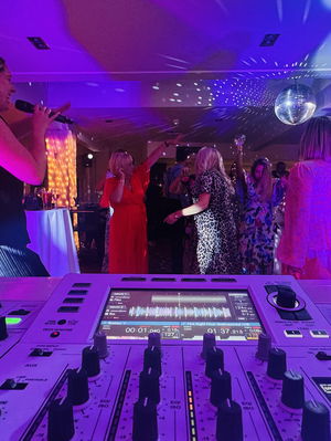 Event Sonic Paradise Pop and Dance Party Duo Oxfordshire