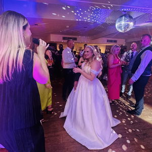 Sonic Paradise DJ Live Act Wedding Buckinghamshire
